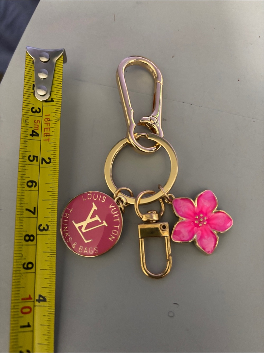 LV zip pull/button keychain - Picture 2 of 3